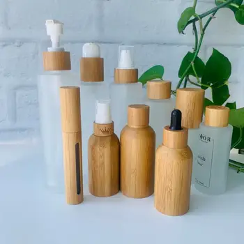 50ml matinio stiklo butelis, losjonas siurblys stiklo purškimo butelis, tuščias kosmetikos konteineriai nustatyti ekologiškas medinis dangtis bambuko bžūp